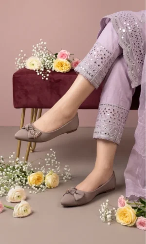 Bizee Instyle Signature Pointed-Toe Bow Pumps | Premium Women's Footwear