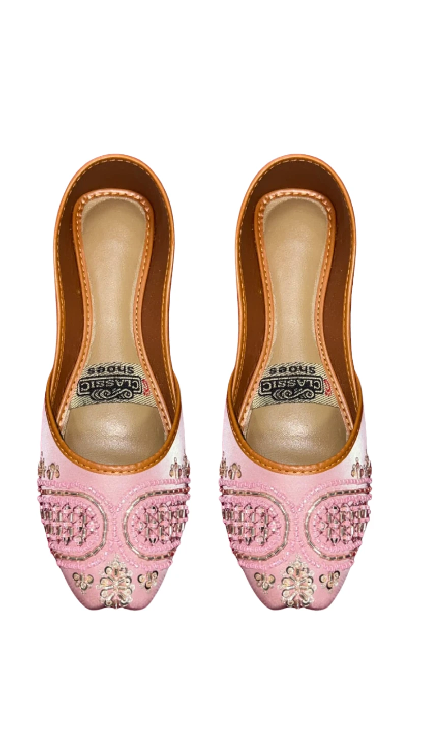 Classic Shoes Women's Premium Embroidered Motif Khussa