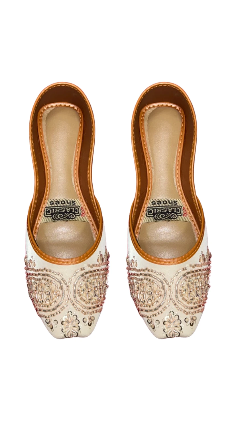 Classic Shoes Women's Premium Embroidered Motif Khussa