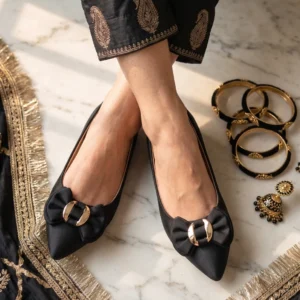Catwalk Women's Pointed Toe Bow Pumps with Gold Ring Hardware
